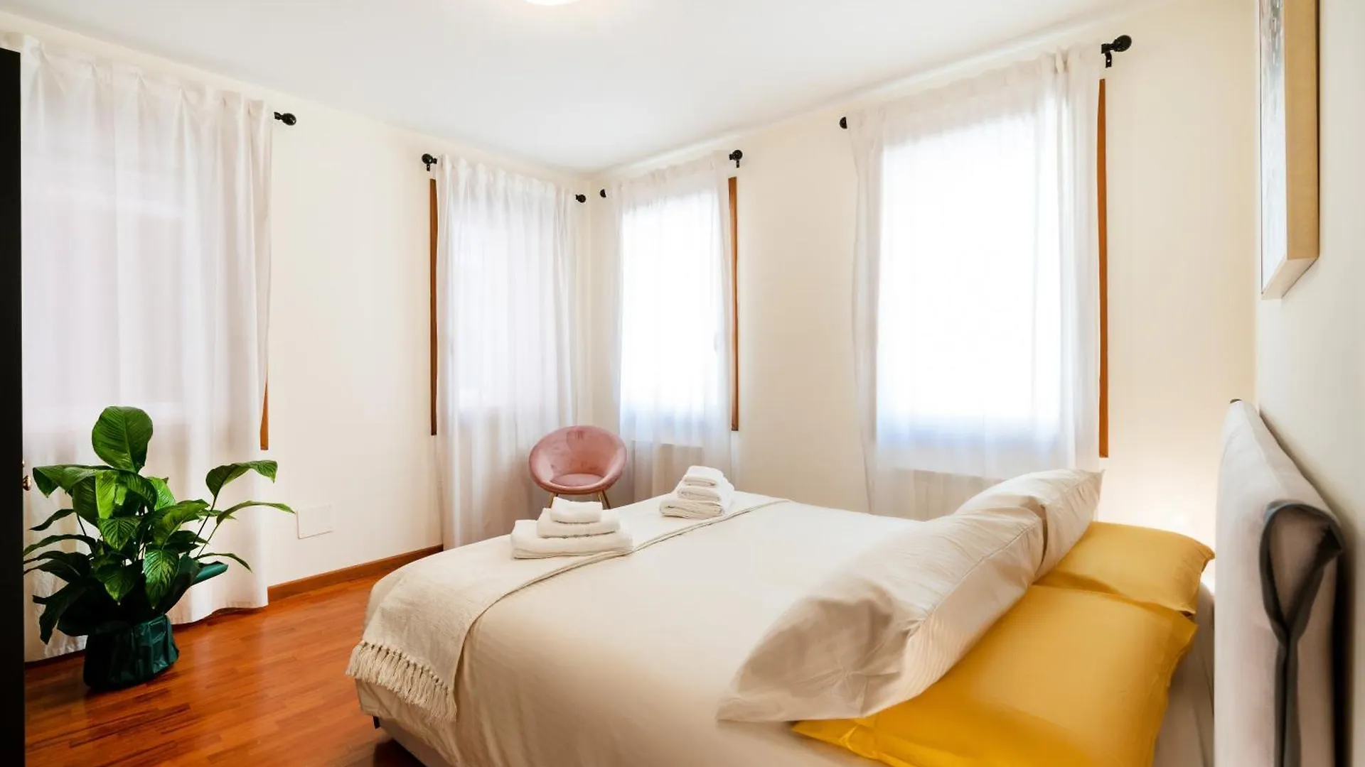 Elegante E Luminoso, Spazio Esterno Privato Venice Italy