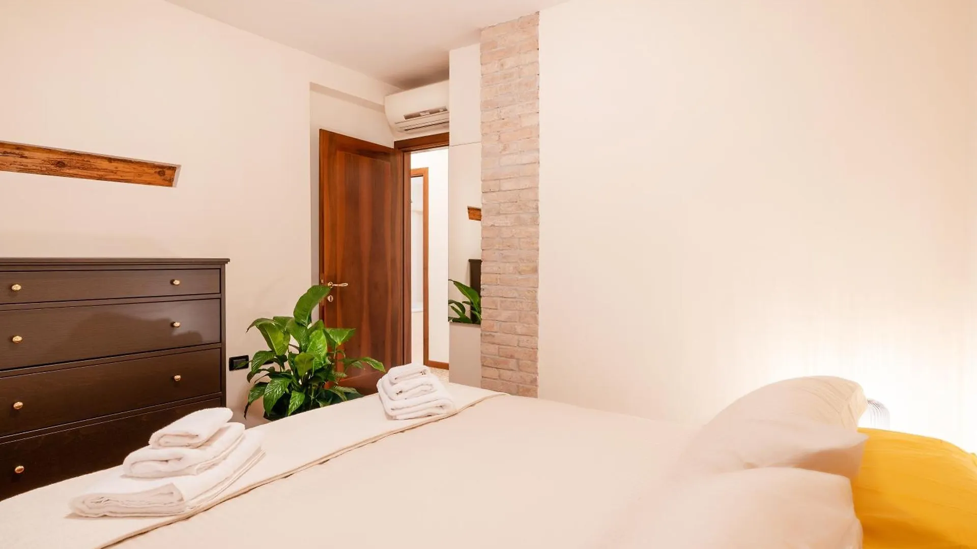 Elegante E Luminoso, Spazio Esterno Privato Venice Apartment