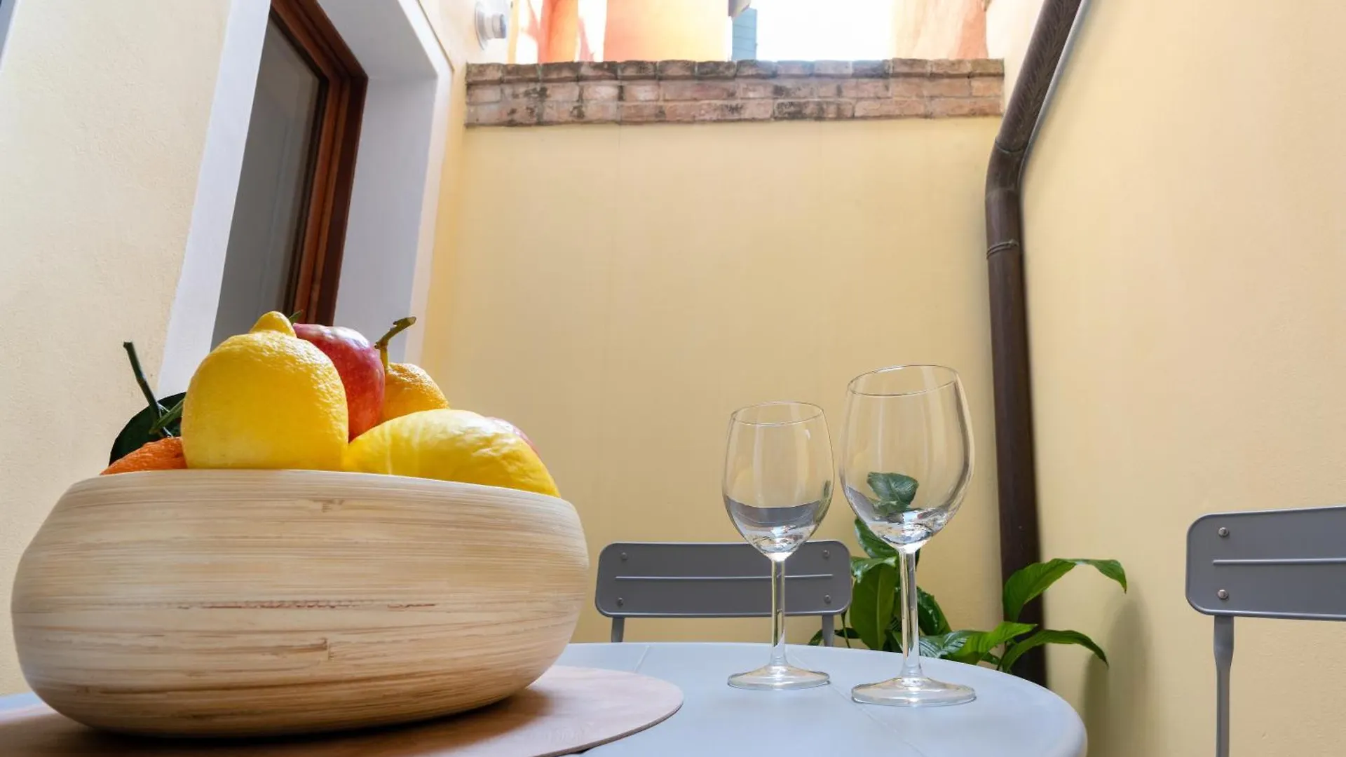 Elegante E Luminoso, Spazio Esterno Privato Venice Italy